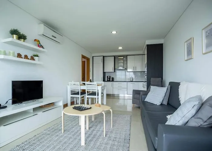 Residencia Bela Vida * 상 마르티뇨 두 포르투